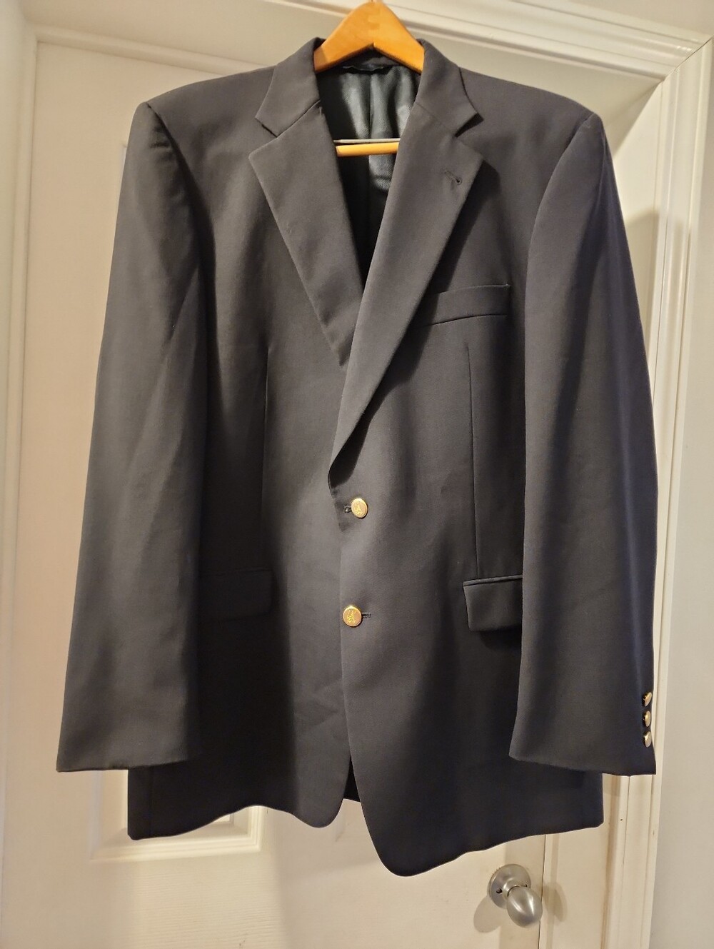 Burberry Men's Classic Navy Blazer with Gold Buttons USA Made 100% Wool 44 Long